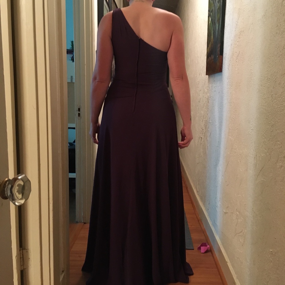 Plum David’s Bridal size 10 one shoulder bridemaid - Picture 4 of 4